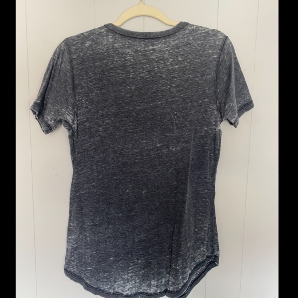 Women’s Buckle Shirt - Picture 2 of 3